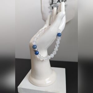 White Jade and Blue Aventurine beads bracelet
